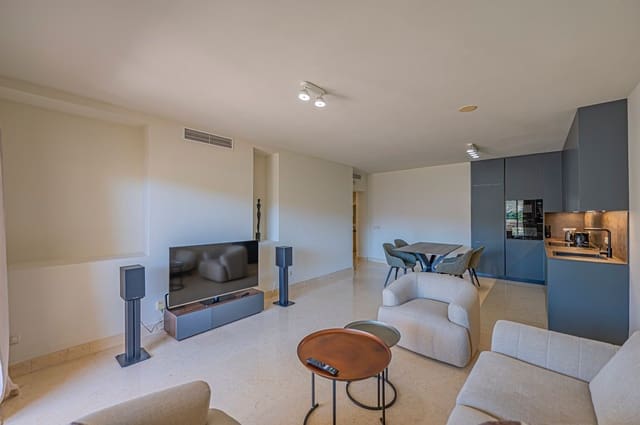 3 soverom Leilighet til salgs i Los Arqueros - Puerto del Almendro, Benahavís med svømmebasseng garasje - € 659 000 (Ref: 9977391)