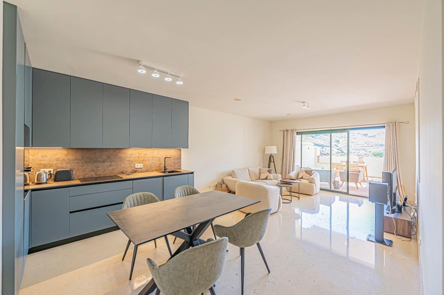 3 soverom Leilighet til salgs i Benahavis med svømmebasseng garasje - € 659 000 (Ref: 9977391)