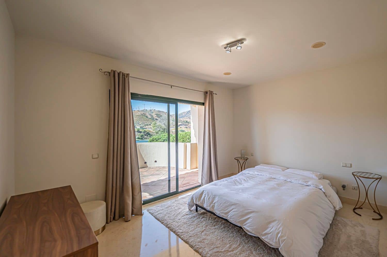 3 soverom Leilighet til salgs i Benahavis med svømmebasseng garasje - € 659 000 (Ref: 9977391)