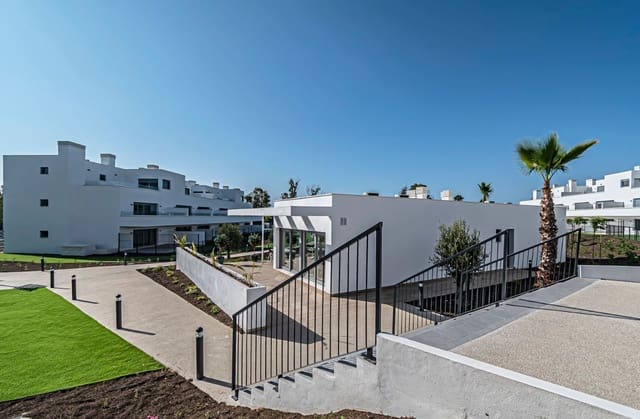 2 soverom Leilighet til salgs i Bel-Air, Estepona med svømmebasseng garasje - € 440 000 (Ref: 9977392)