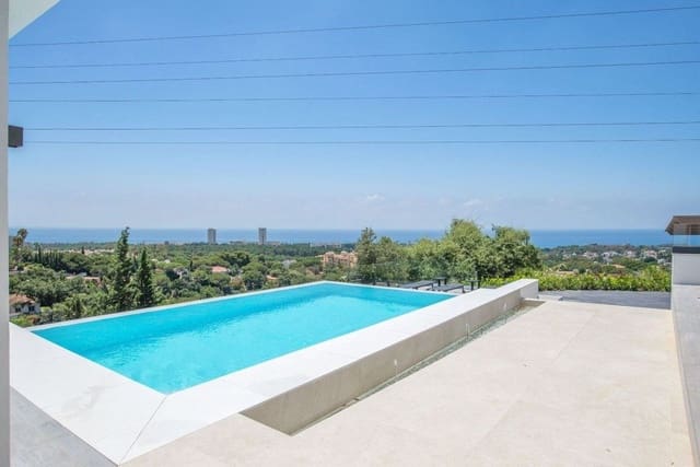 7 soverom Villa til salgs i Santa María, Marbella med svømmebasseng garasje - € 3 500 000 (Ref: 9977393)
