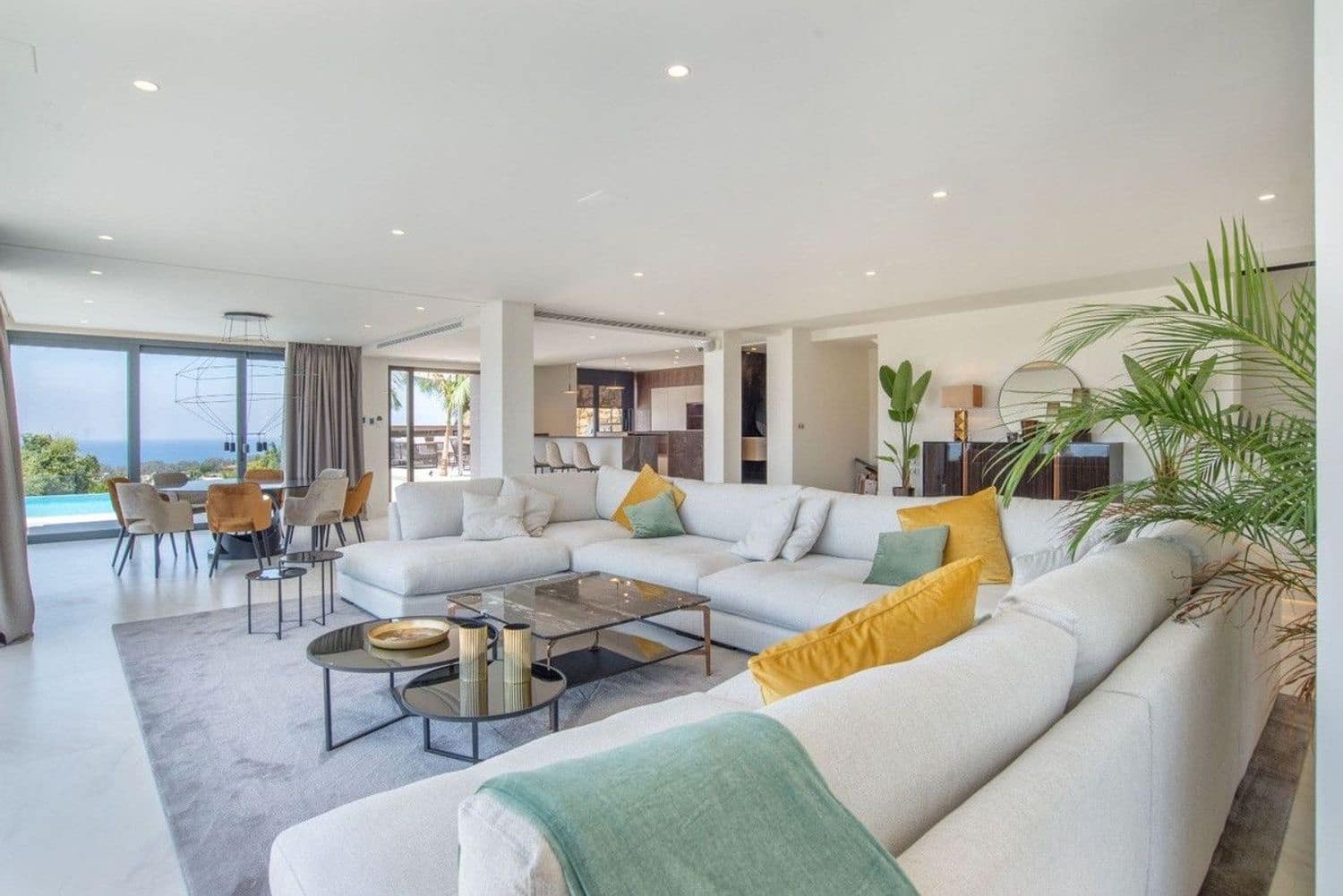 7 bedroom Villa for sale in Marbella with pool garage - € 3,500,000 (Ref: 9977393)