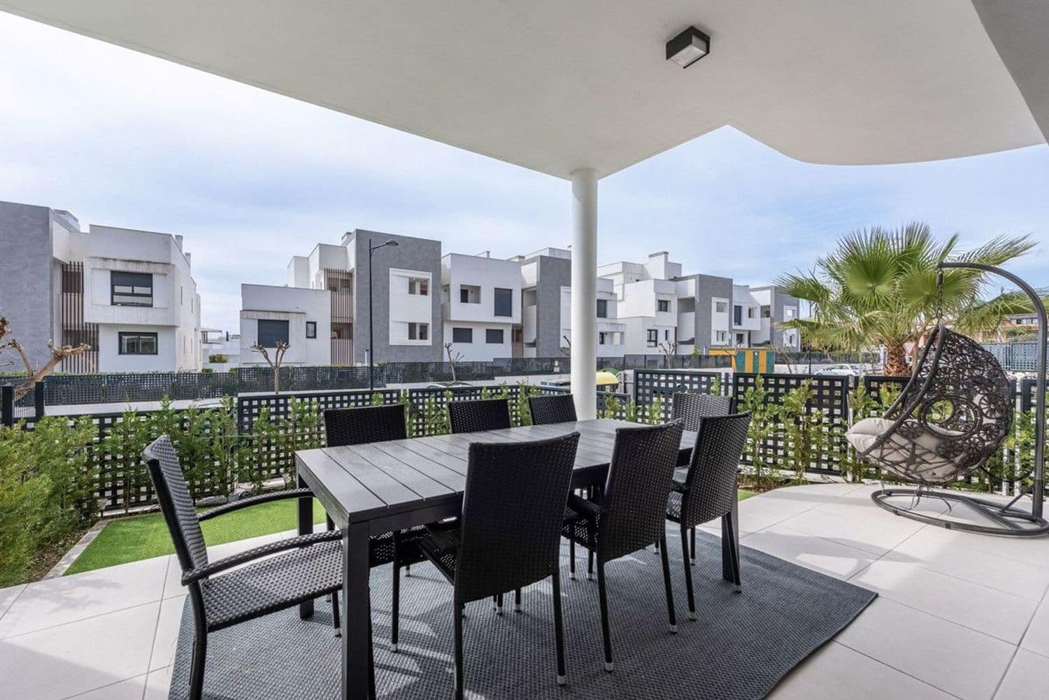 3 bedroom Townhouse for sale in New Golden Mile with pool garage - € 895,000 (Ref: 9977396)