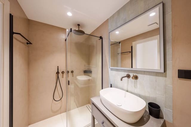 2 sypialnia Apartament na sprzedaż w Puerto Banus, Marbella - 780 000 € (Ref: 9977398)