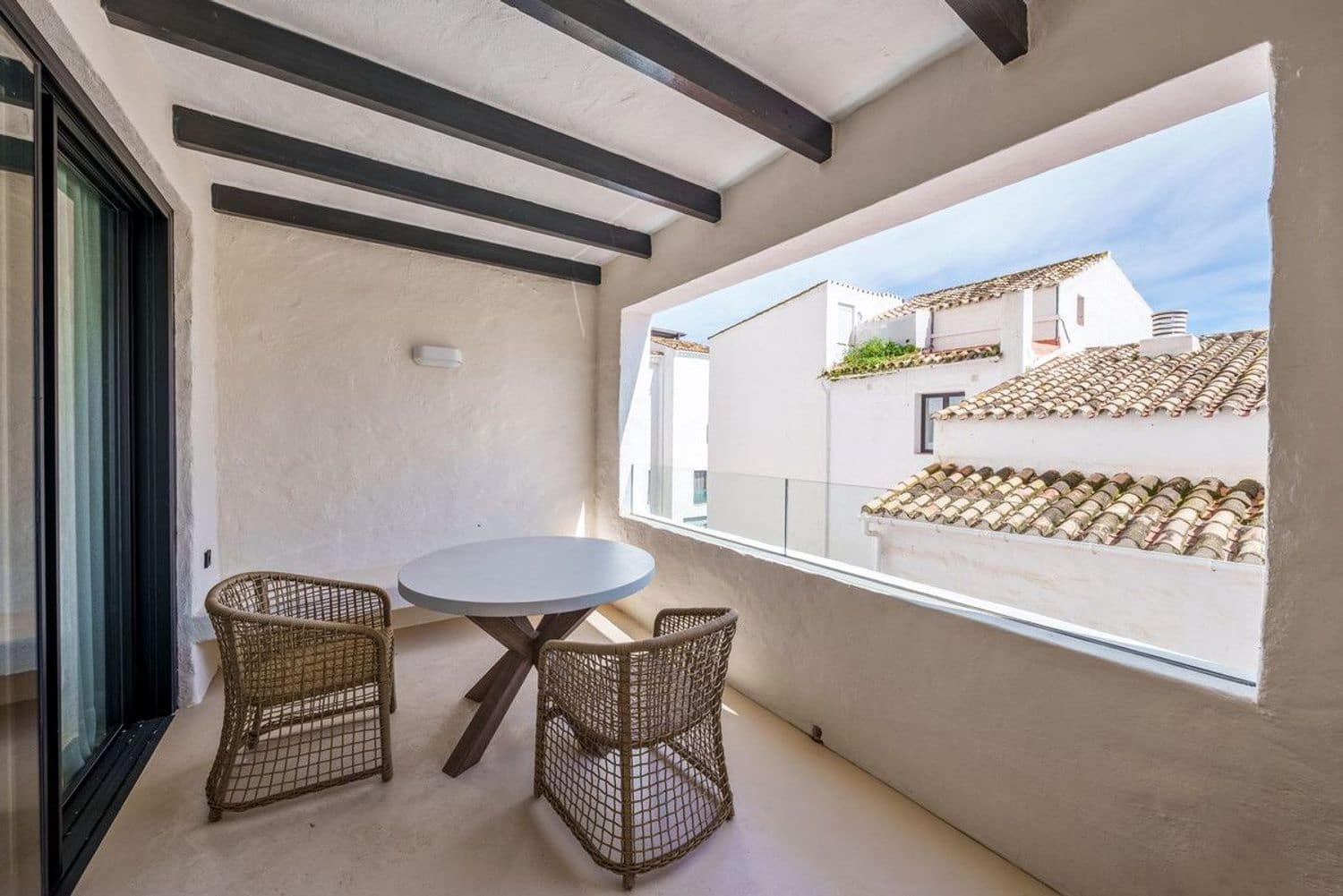 2 sypialnia Apartament na sprzedaż w Puerto Banus - 780 000 € (Ref: 9977398)