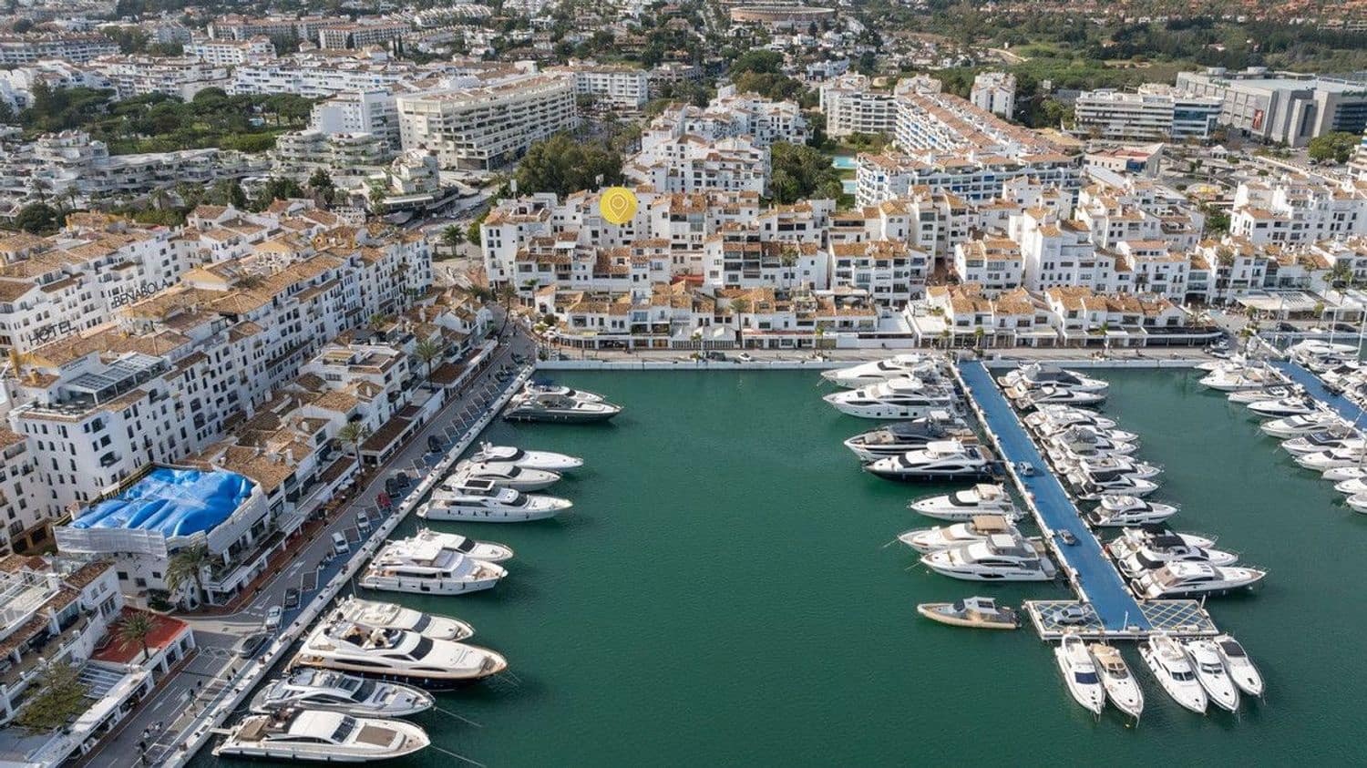 2 sypialnia Apartament na sprzedaż w Puerto Banus - 780 000 € (Ref: 9977398)