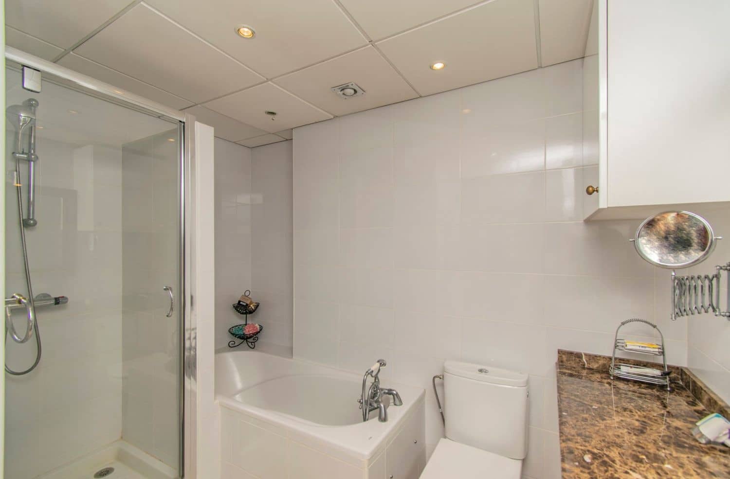 1 sovrum Lägenhet till salu i Marbella med pool - 410 000 € (Ref: 9977399)