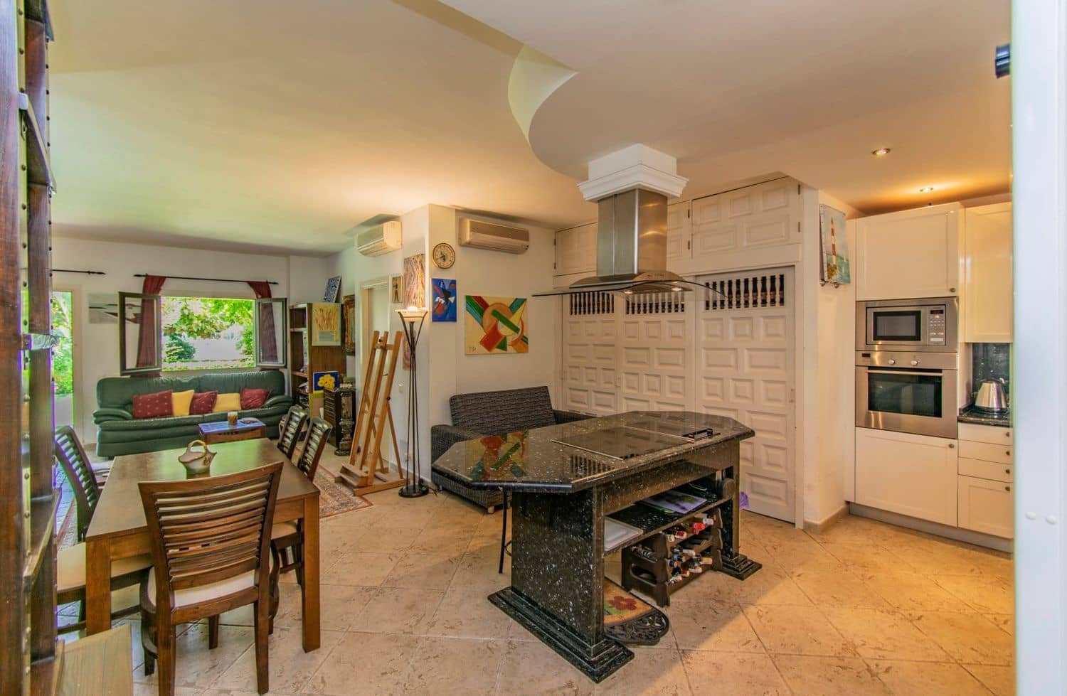 1 sovrum Lägenhet till salu i Marbella med pool - 410 000 € (Ref: 9977399)