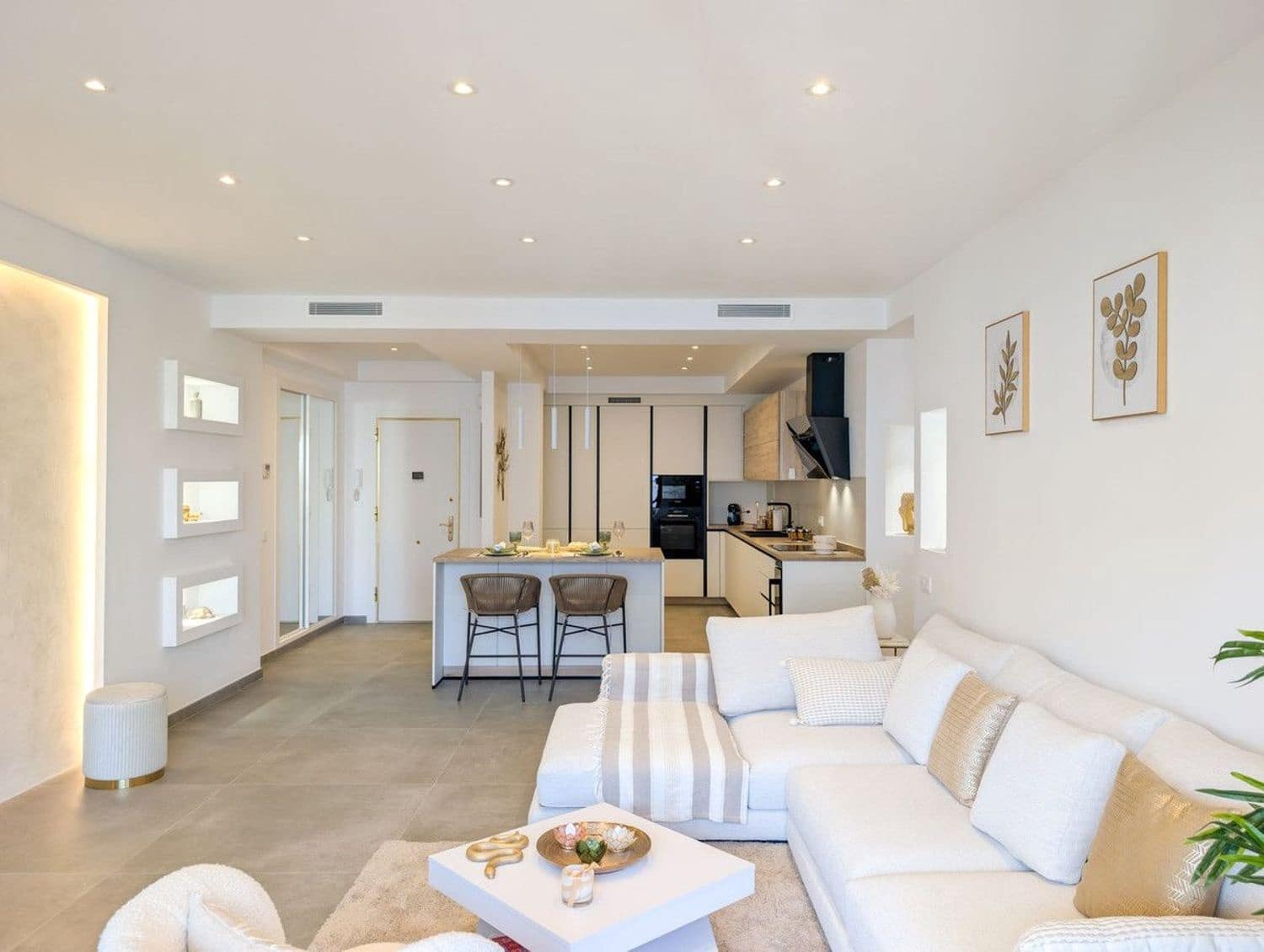 2 soverom Leilighet til salgs i San Pedro de Alcantara med svømmebasseng garasje - € 830 000 (Ref: 9980172)