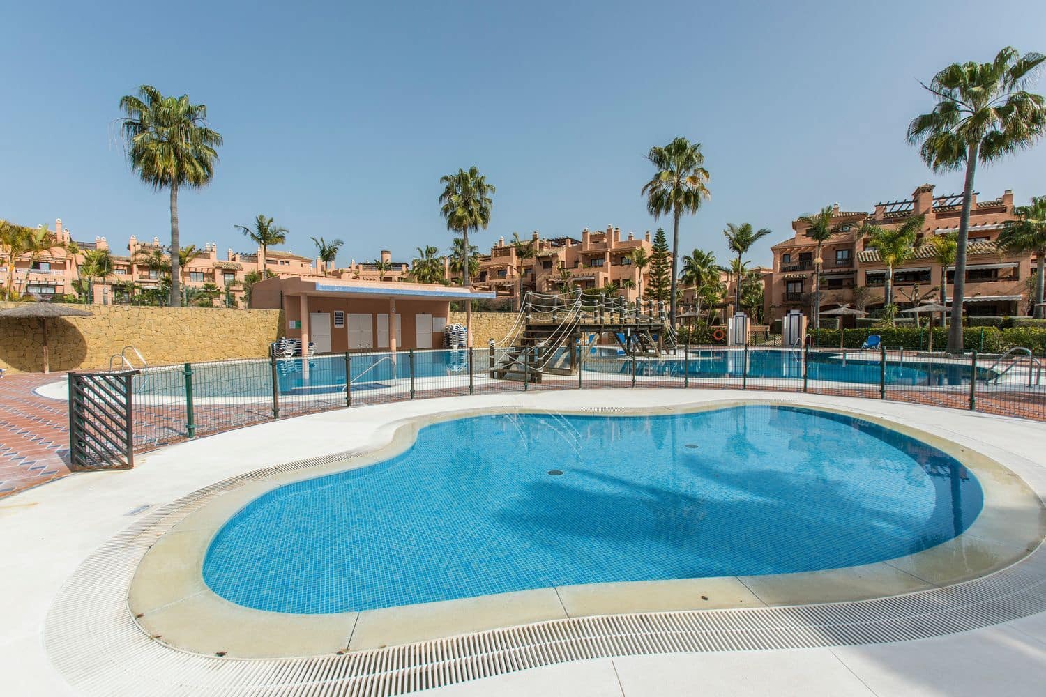 3 bedroom Apartment for sale in New Golden Mile with pool garage - € 649,000 (Ref: 9980173)