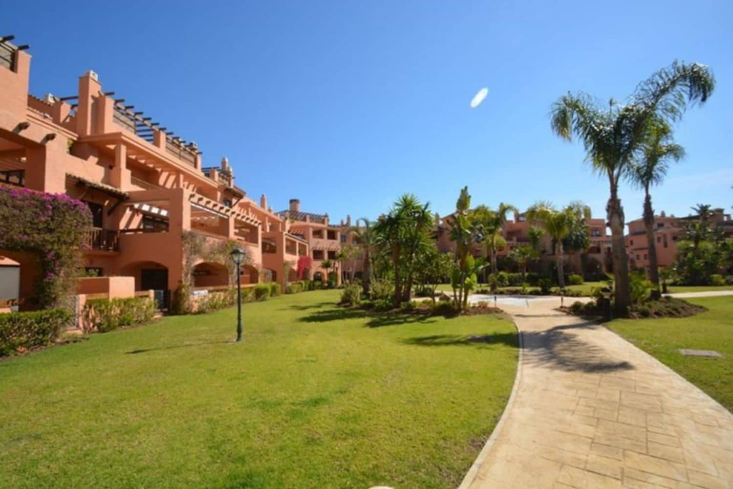 3 bedroom Apartment for sale in New Golden Mile with pool garage - € 649,000 (Ref: 9980173)