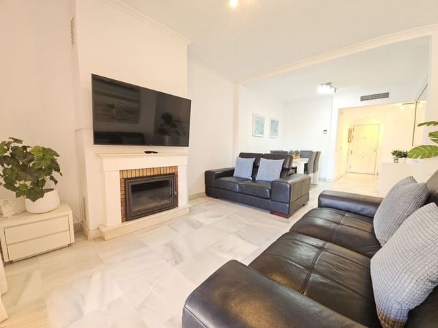 Apartamento de 3 habitaciones en Atalaya-Isdabe, Estepona en venta con piscina garaje - 649.000 € (Ref: 9980173)