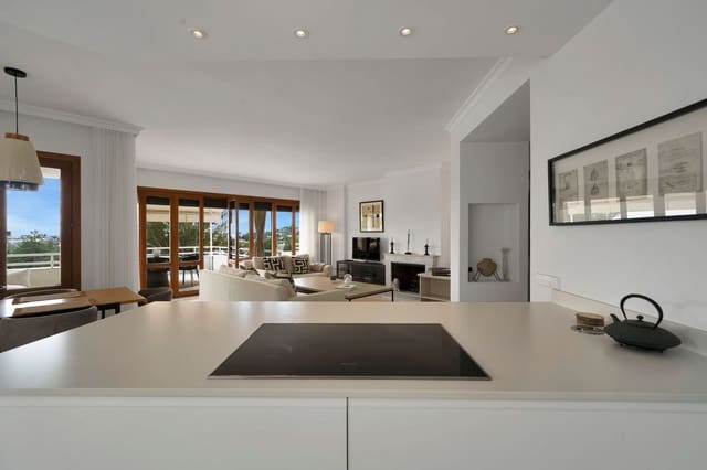 2 Zimmer Apartment zu verkaufen in Los Naranjos, Marbella mit Pool Garage - 890.000 € (Ref: 9980174)