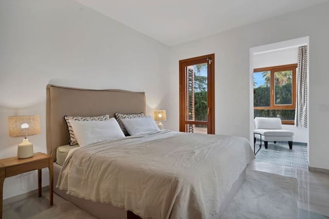 2 Zimmer Apartment zu verkaufen in Los Naranjos, Marbella mit Pool Garage - 890.000 € (Ref: 9980174)