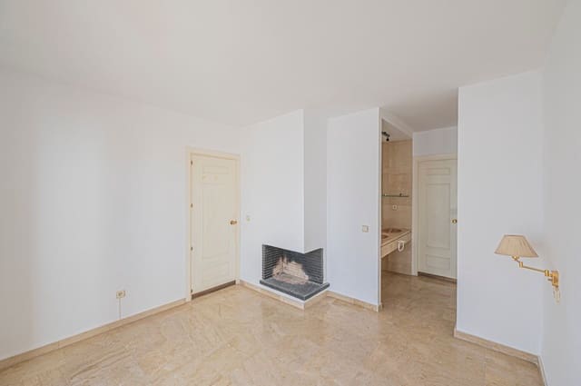 3 soverom Hus til salgs i Rodeo Alto - Guadaiza - La Campana, Marbella med svømmebasseng garasje - € 539 000 (Ref: 9980175)