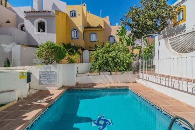 3 soverom Hus til salgs i Rodeo Alto - Guadaiza - La Campana, Marbella med svømmebasseng garasje - € 539 000 (Ref: 9980175)