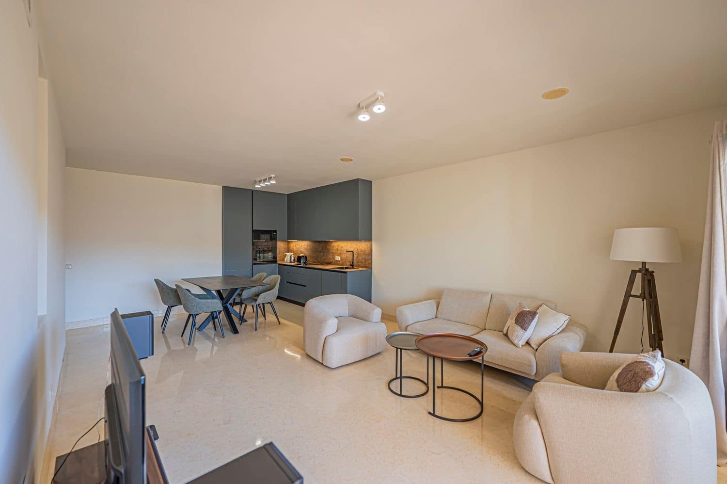 3 Zimmer Apartment zu verkaufen in Artola mit Pool Garage - 659.000 € (Ref: 9980176)