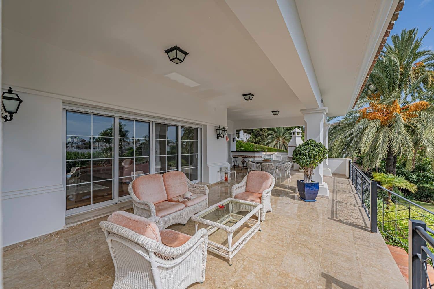 4 sovrum Villa till salu i Benahavis med pool garage - 2 480 000 € (Ref: 9980177)