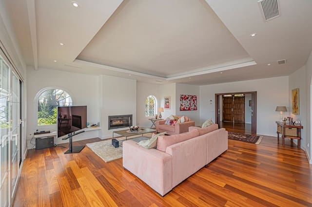 4 soverom Villa til salgs i El Paraíso, Benahavís med svømmebasseng garasje - € 2 480 000 (Ref: 9980177)