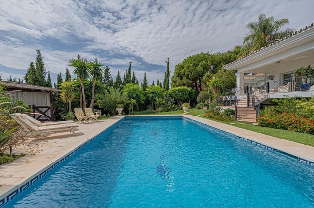 4 soverom Villa til salgs i El Paraíso, Benahavís med svømmebasseng garasje - € 2 480 000 (Ref: 9980177)