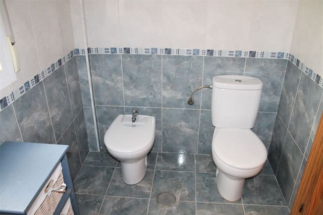 2 soverom Leilighet til salgs i Motril med garasje - € 185 000 (Ref: 9480792)