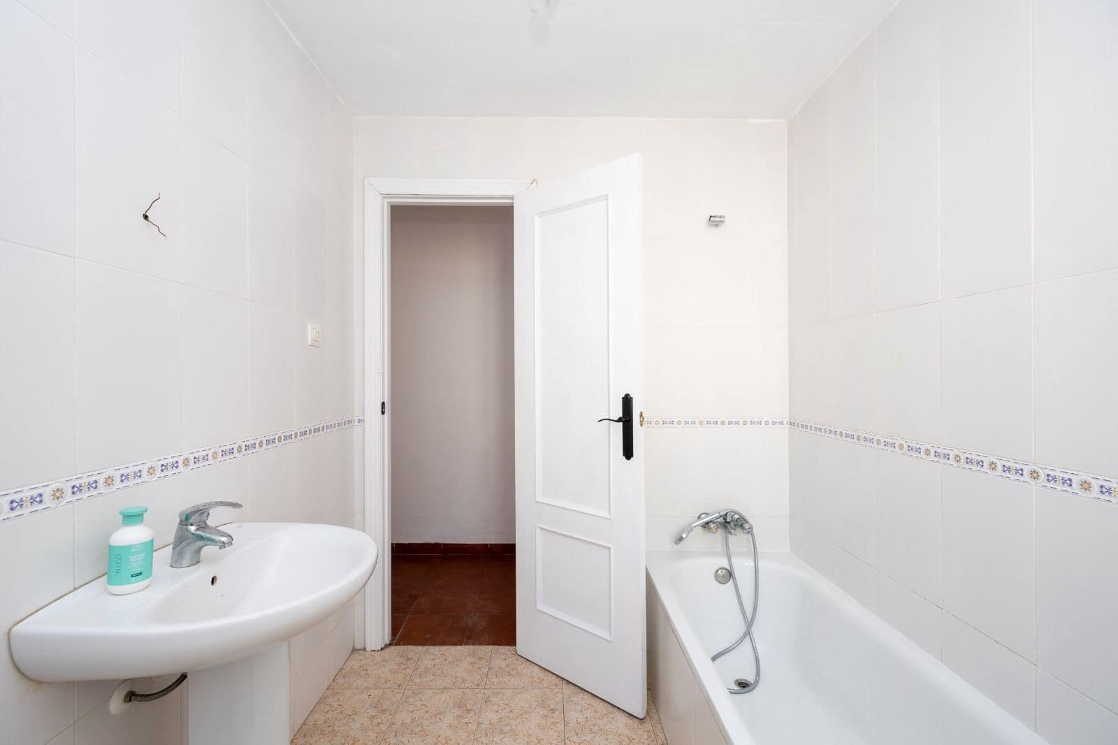 4 slaapkamer Flat te koop in Motril - € 115.000 (Ref: 9480793)