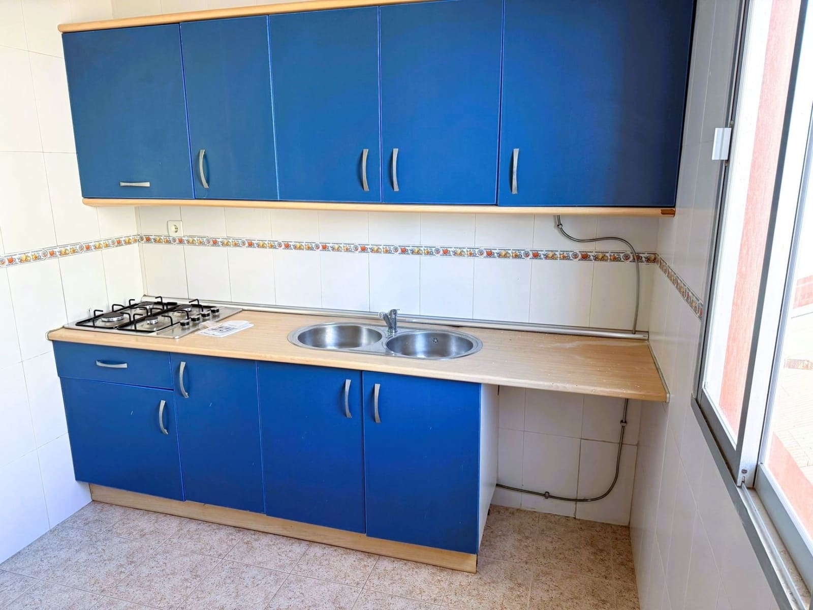 4 slaapkamer Flat te koop in Motril - € 115.000 (Ref: 9480793)