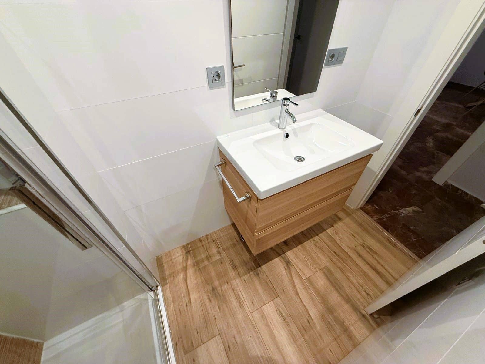 Piso de 2 habitaciones en Motril en alquiler - 700 € (Ref: 9480795)