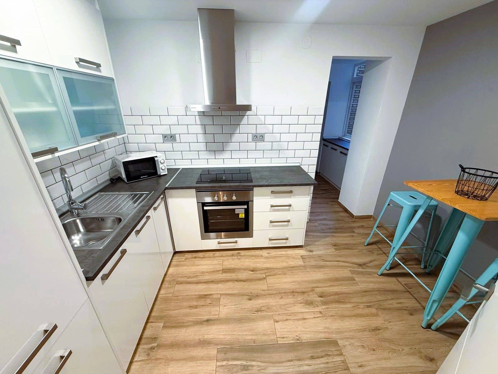 Piso de 2 habitaciones en Motril en alquiler - 700 € (Ref: 9480795)