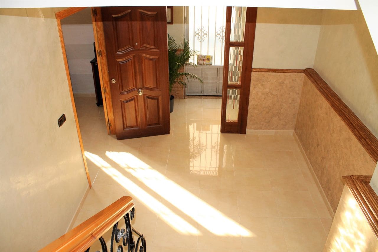 4 slaapkamer Halfvrijstaande villa te koop in Lobres - € 215.000 (Ref: 9480796)