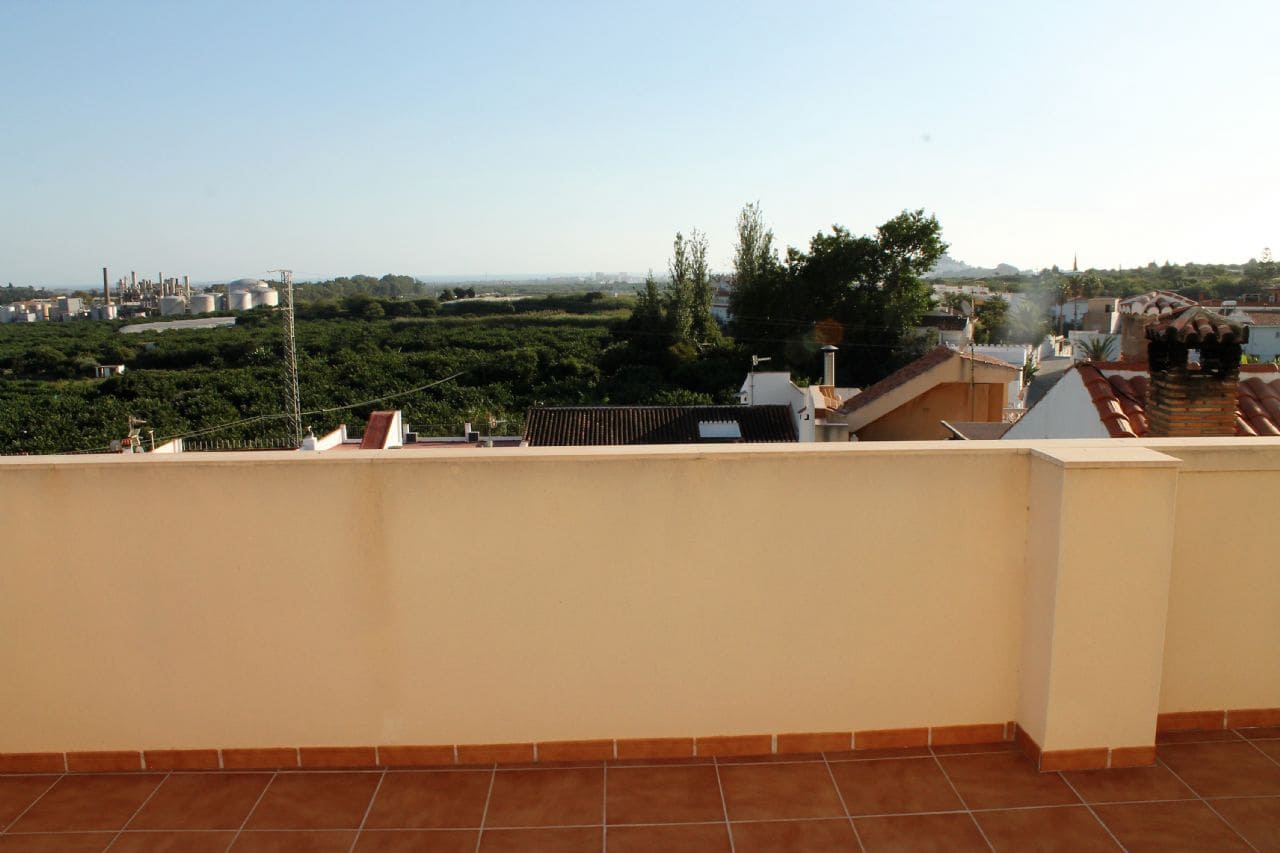 4 slaapkamer Halfvrijstaande villa te koop in Lobres - € 215.000 (Ref: 9480796)