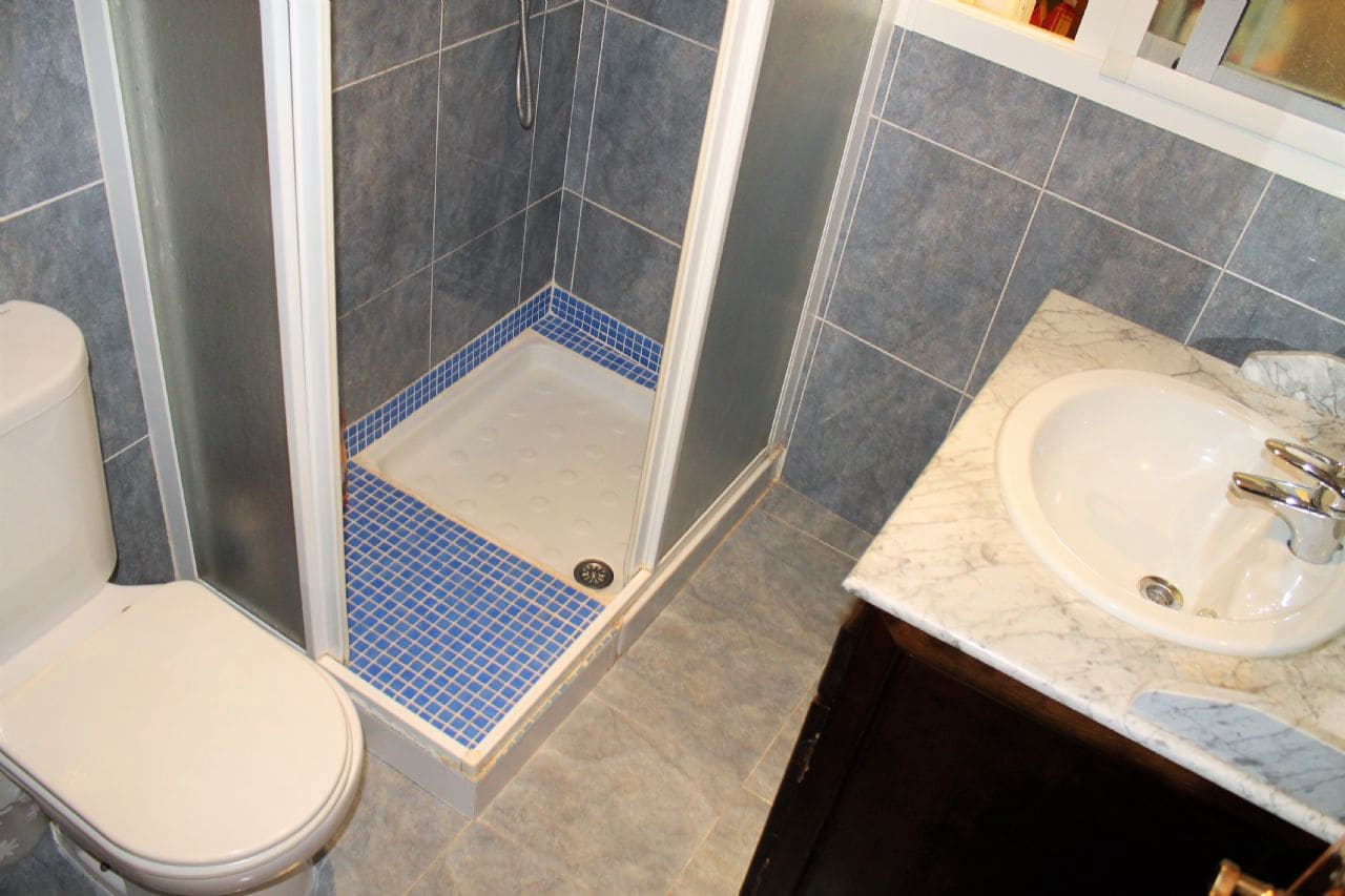 4 slaapkamer Halfvrijstaande villa te koop in Lobres - € 215.000 (Ref: 9480796)