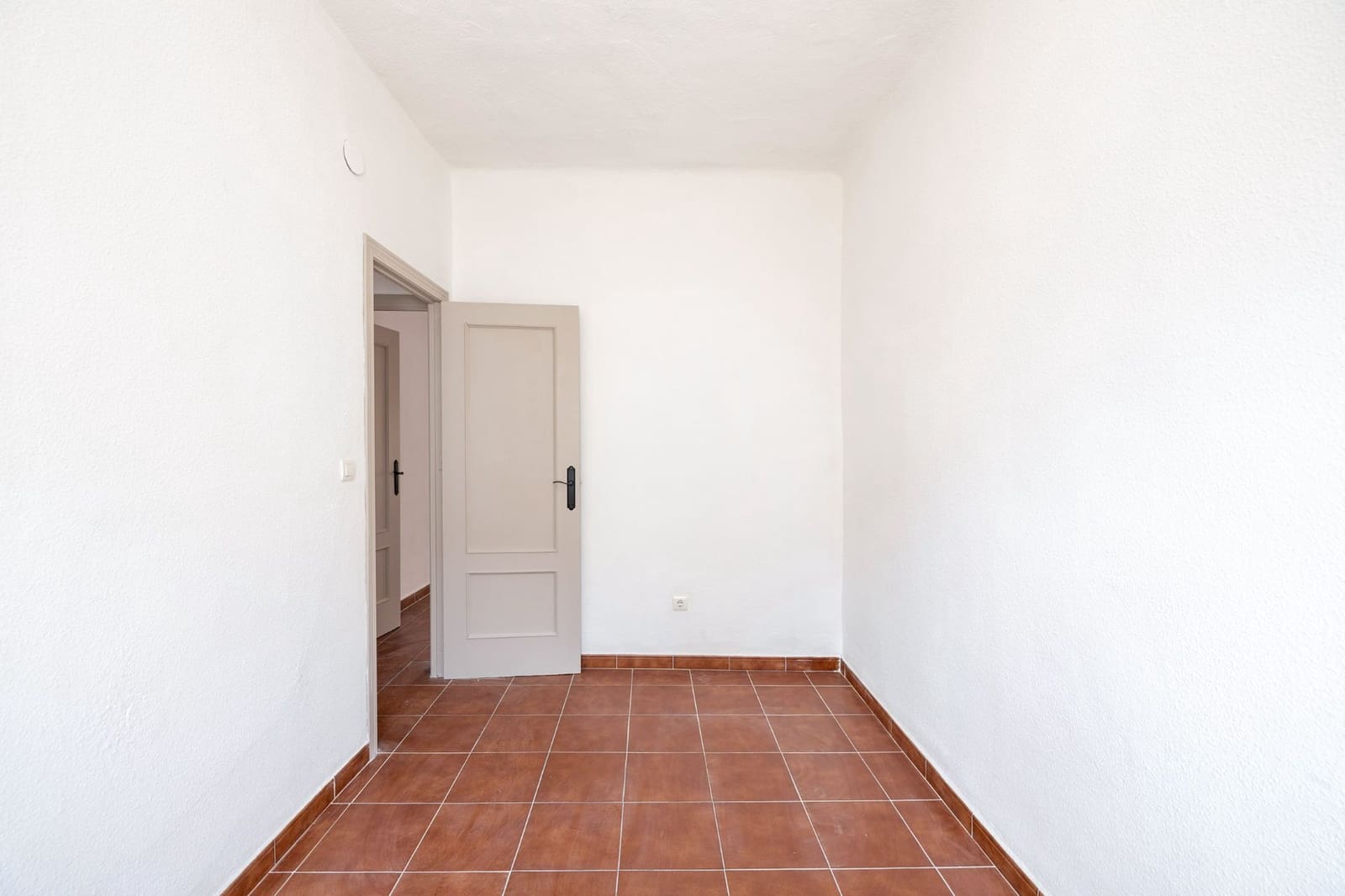 4 soveværelse Lejlighed til salg i Motril - € 118.000 (Ref: 9480798)