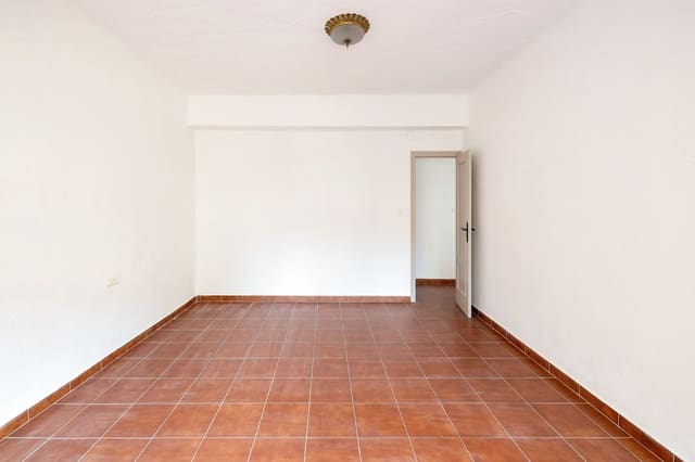 4 makuuhuone Asunto myytävänä paikassa Motril - 118 000 € (Ref: 9480798)