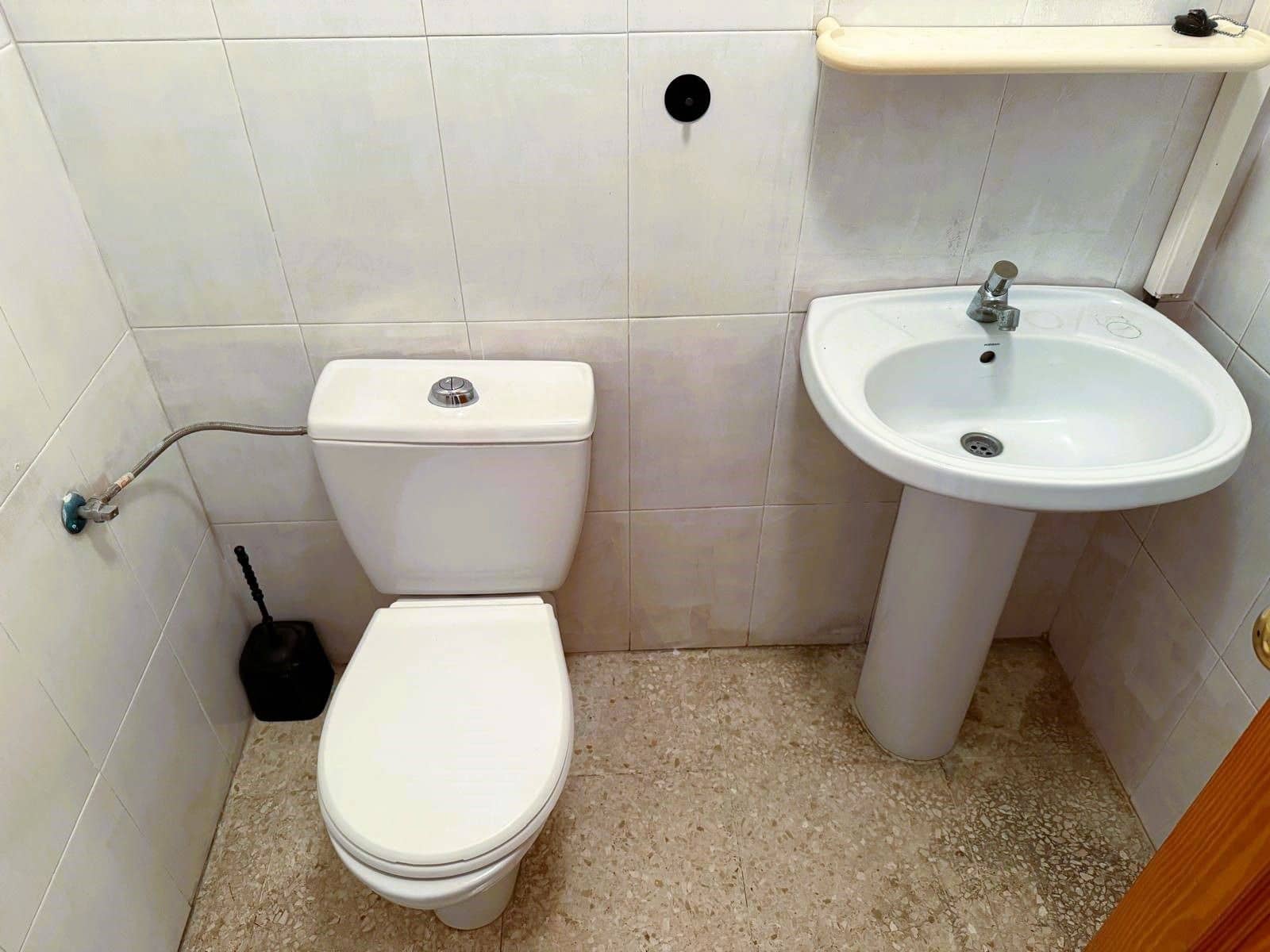 Local Comercial de 2 habitaciones en Motril en venta - 47.000 € (Ref: 9480801)