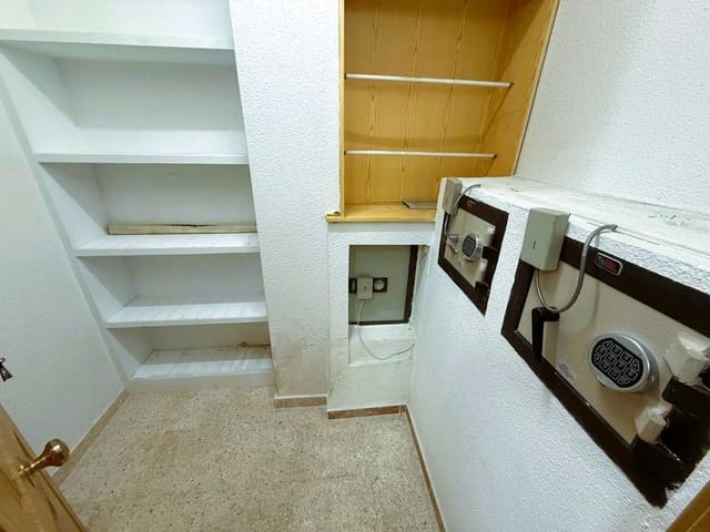 Local Comercial de 2 habitaciones en Motril en venta - 47.000 € (Ref: 9480801)