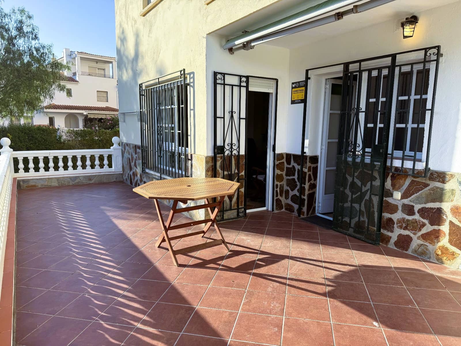 1 bedroom Flat for rent in Calahonda with pool - € 2,800 (Ref: 9480804)