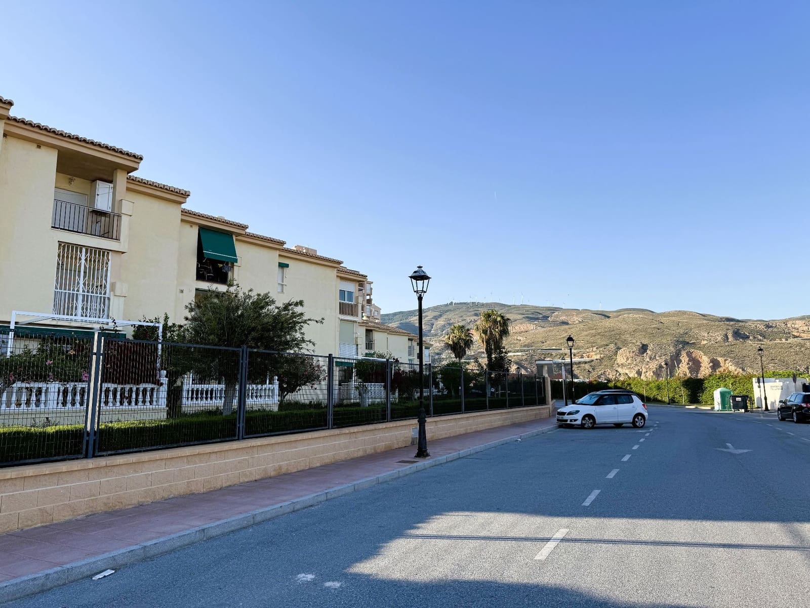 1 bedroom Flat for rent in Calahonda with pool - € 2,800 (Ref: 9480804)