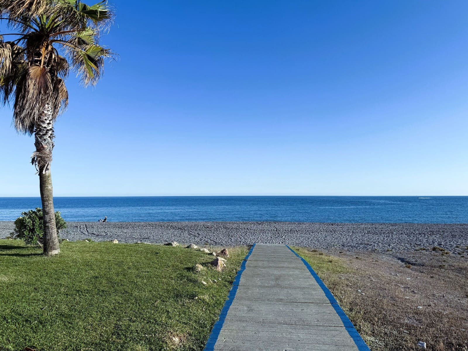 1 bedroom Flat for rent in Calahonda with pool - € 2,800 (Ref: 9480804)