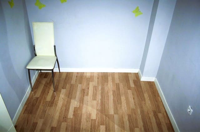 1 slaapkamer Commercieel te koop in Motril - € 54.000 (Ref: 9480805)