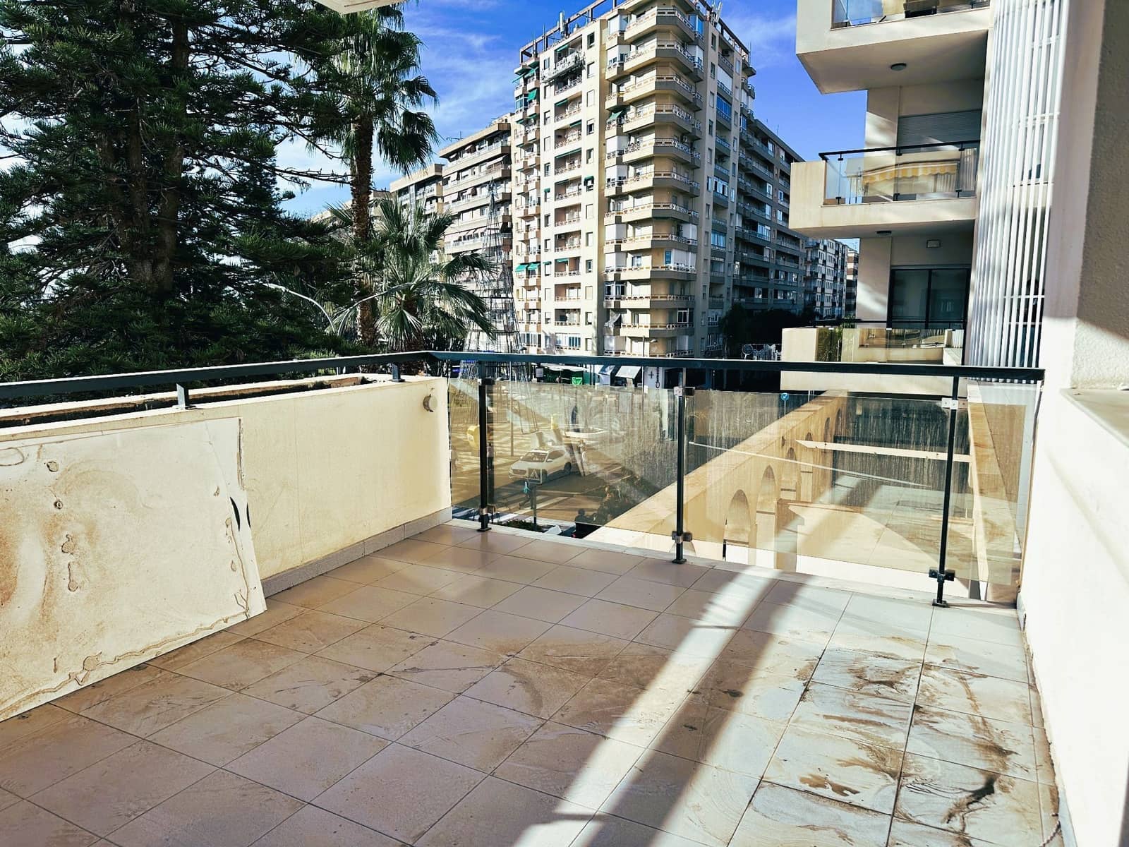 2 bedroom Commercial for rent in Motril - € 950 (Ref: 9480807)