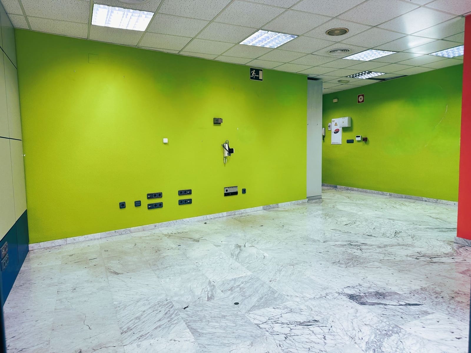 2 bedroom Office for rent in Motril - € 950 (Ref: 9480808)