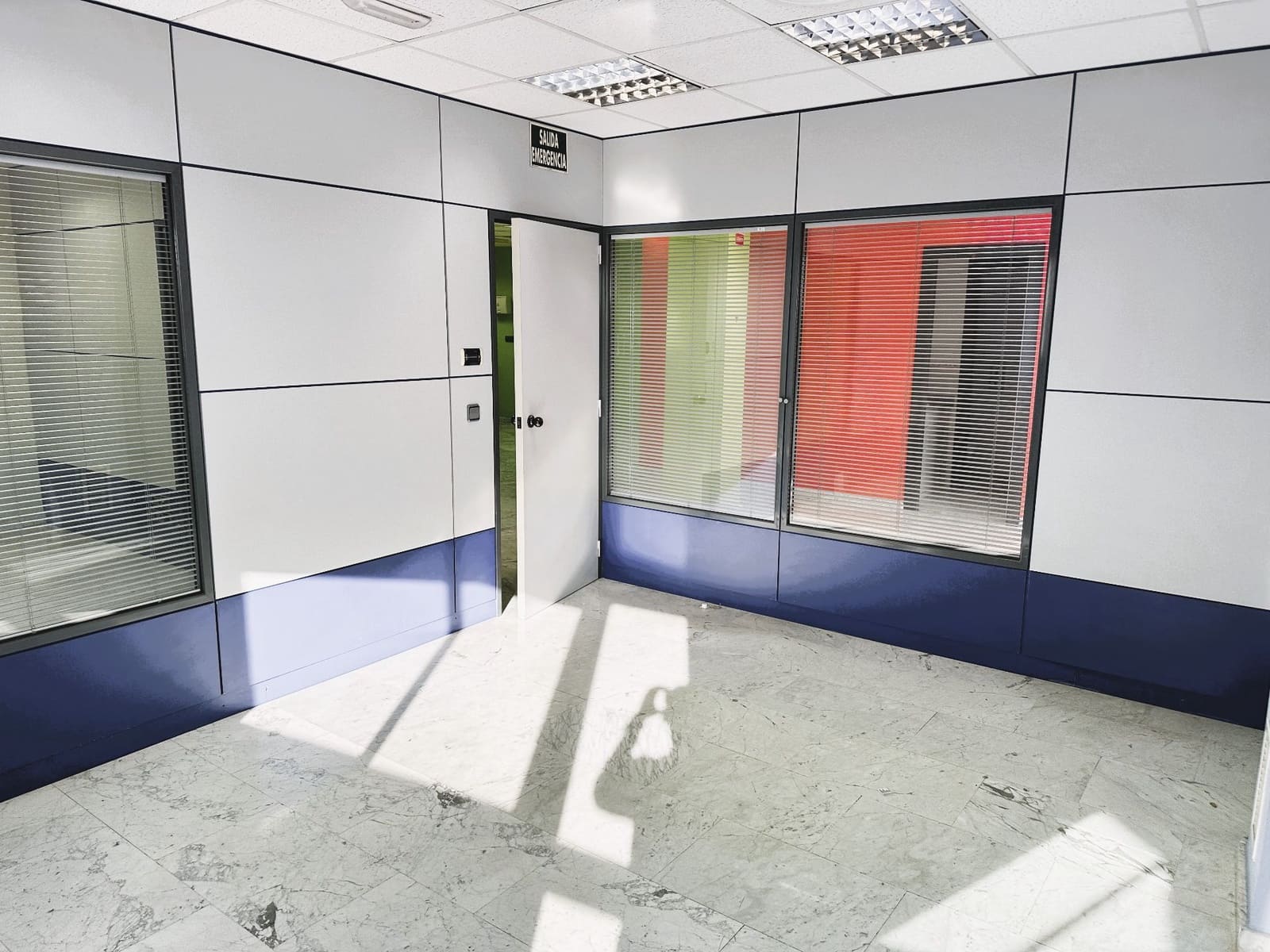 2 bedroom Office for rent in Motril - € 950 (Ref: 9480808)