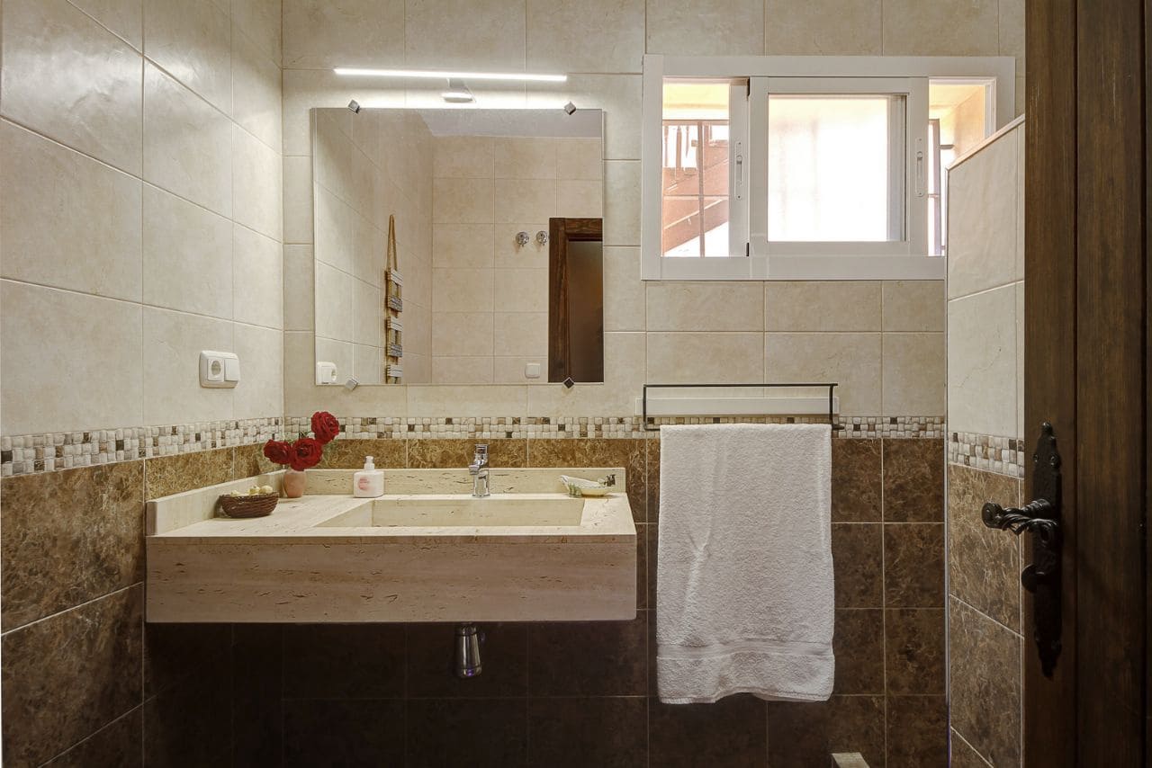 Chalet de 5 habitaciones en Salobreña en venta con piscina garaje - 740.000 € (Ref: 9480809)