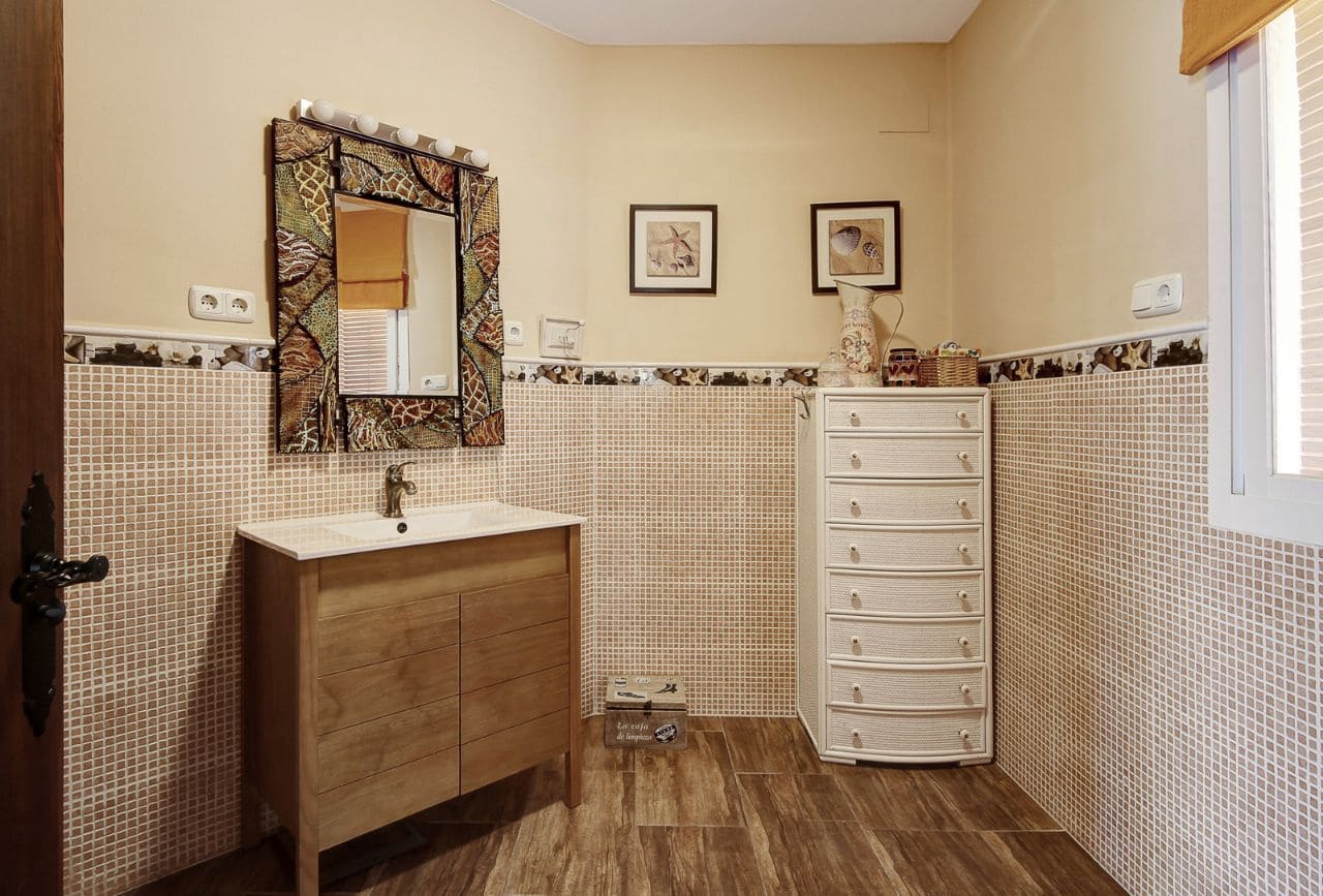 Chalet de 5 habitaciones en Salobreña en venta con piscina garaje - 740.000 € (Ref: 9480809)