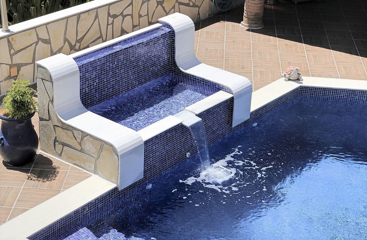 Chalet de 5 habitaciones en Salobreña en venta con piscina garaje - 740.000 € (Ref: 9480809)