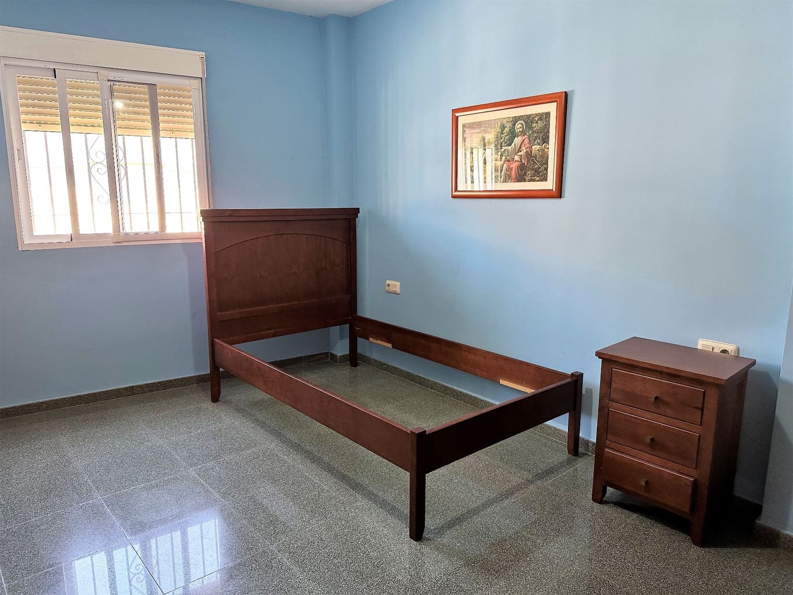 4 bedroom Villa for sale in Torrenueva with garage - € 275,000 (Ref: 9480814)