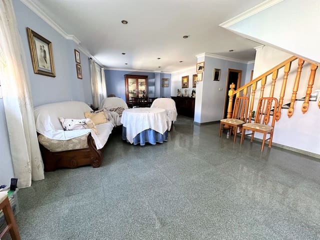 4 slaapkamer Villa te koop in Torrenueva met garage - € 275.000 (Ref: 9480814)