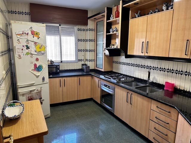 4 slaapkamer Villa te koop in Torrenueva met garage - € 275.000 (Ref: 9480814)