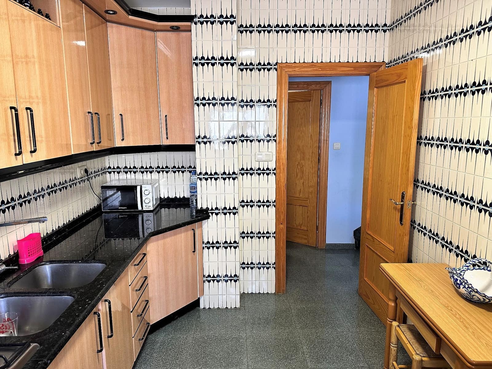 4 bedroom Villa for sale in Torrenueva with garage - € 275,000 (Ref: 9480814)